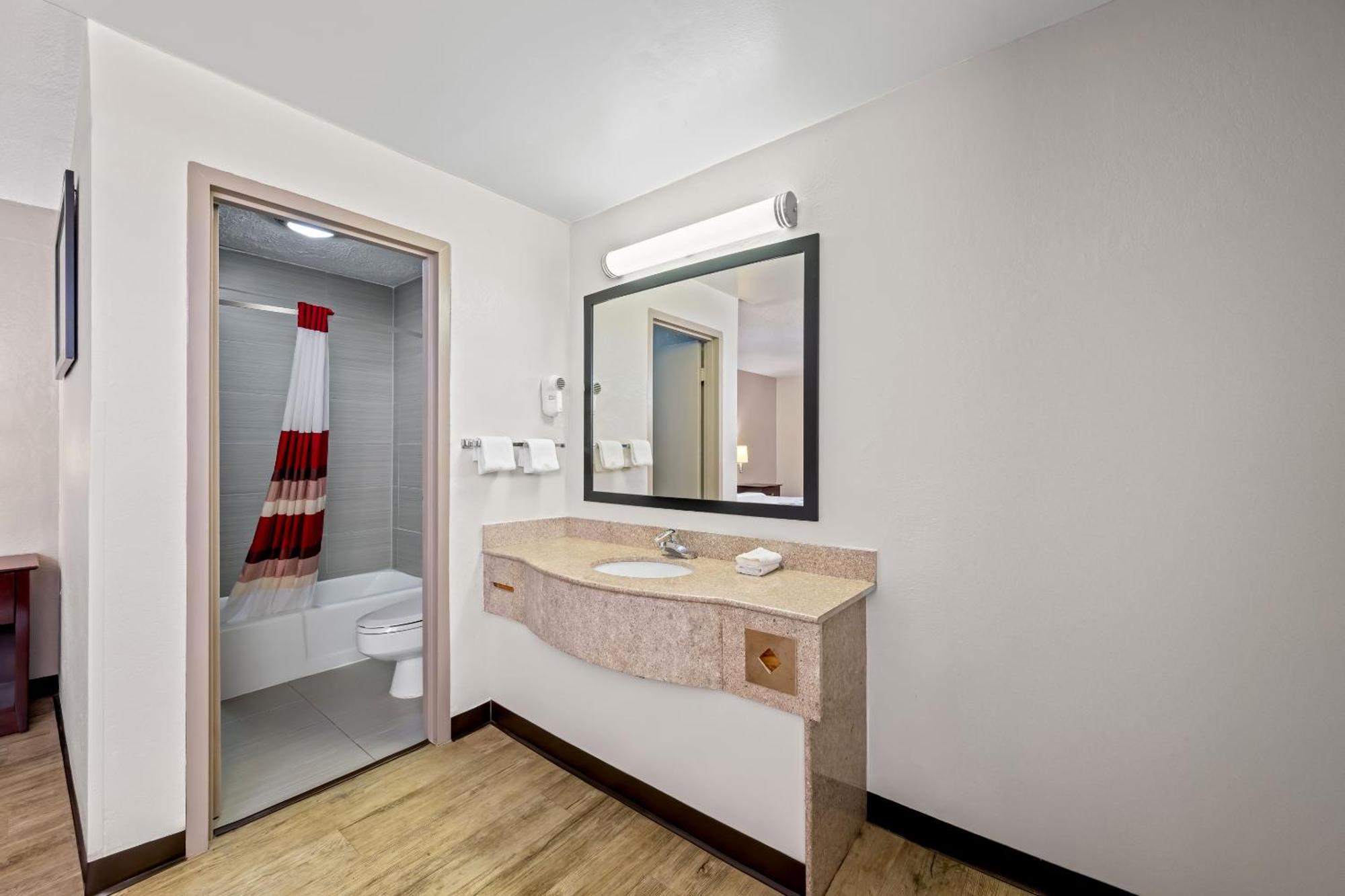 Red Roof Inn Abingdon Ngoại thất bức ảnh